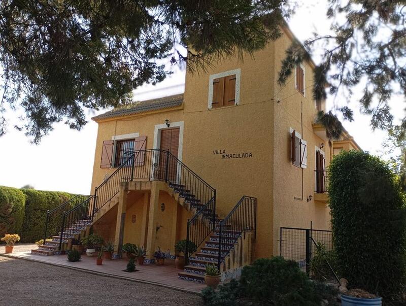 4 bedroom Villa for sale