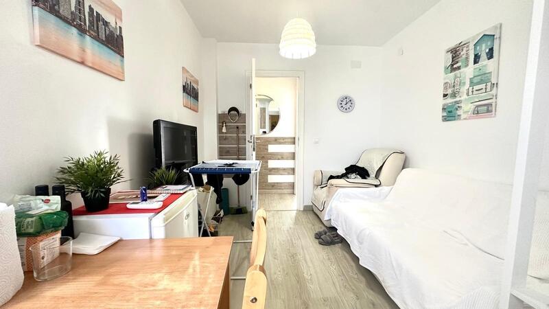 2 slaapkamer Appartement Te koop