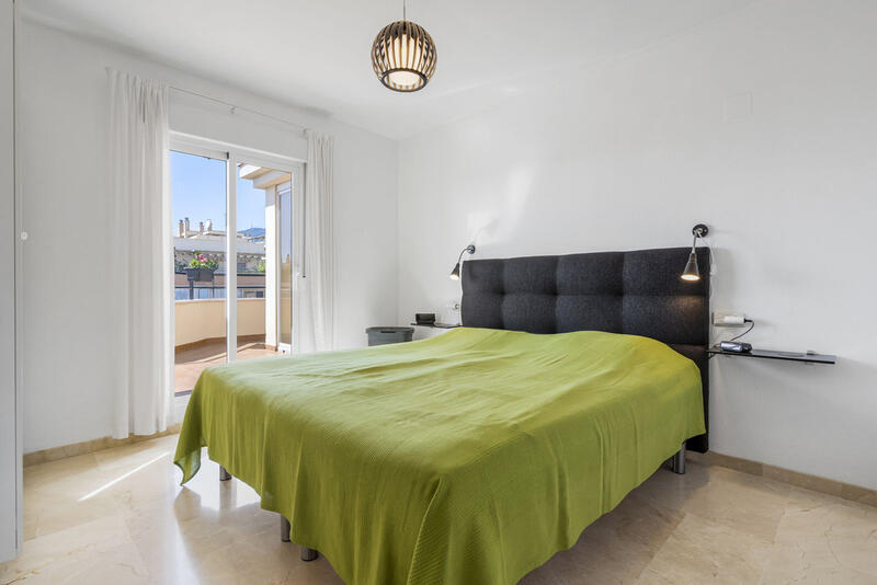 4 slaapkamer Appartement Te koop