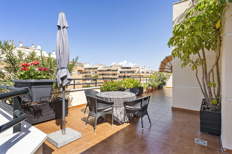 4 slaapkamer Appartement Te koop