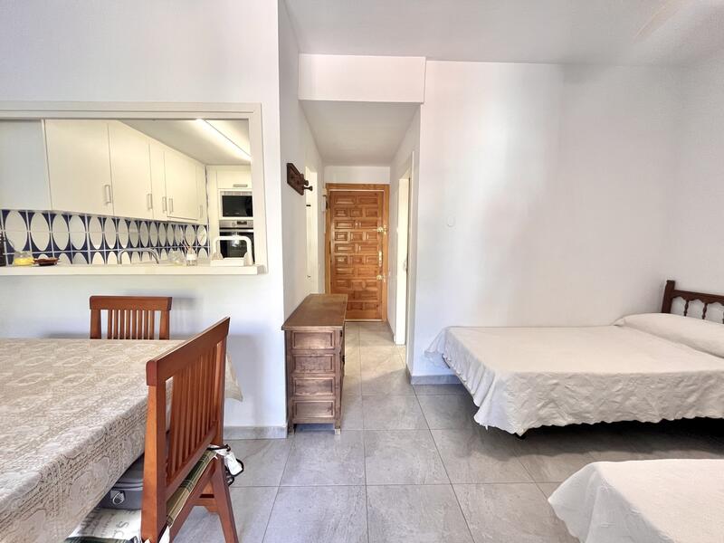 1 bedroom Apartment for sale