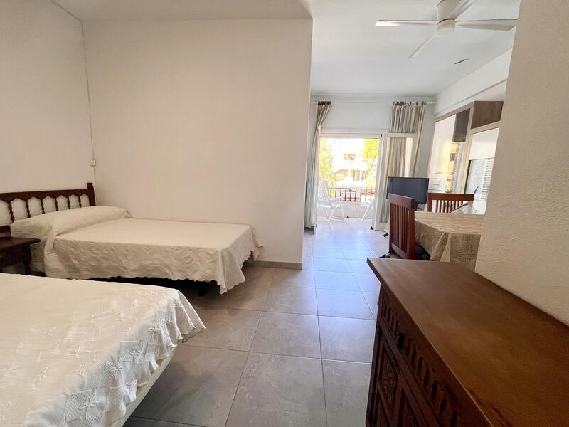 1 bedroom Apartment for sale