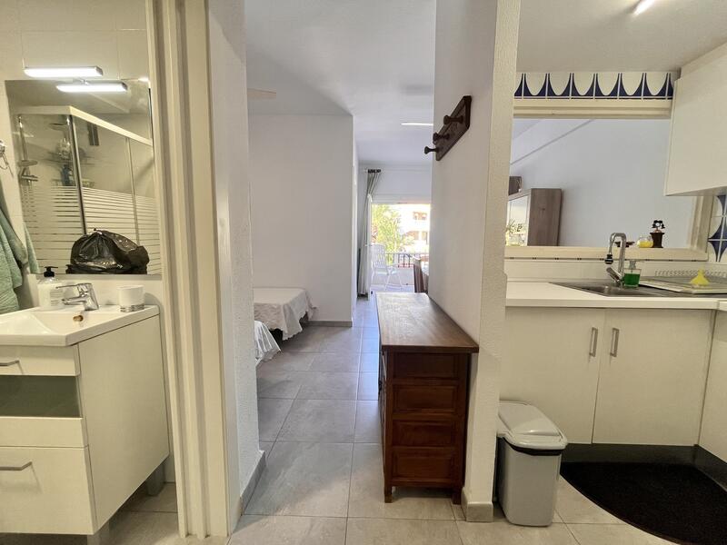 1 bedroom Apartment for sale