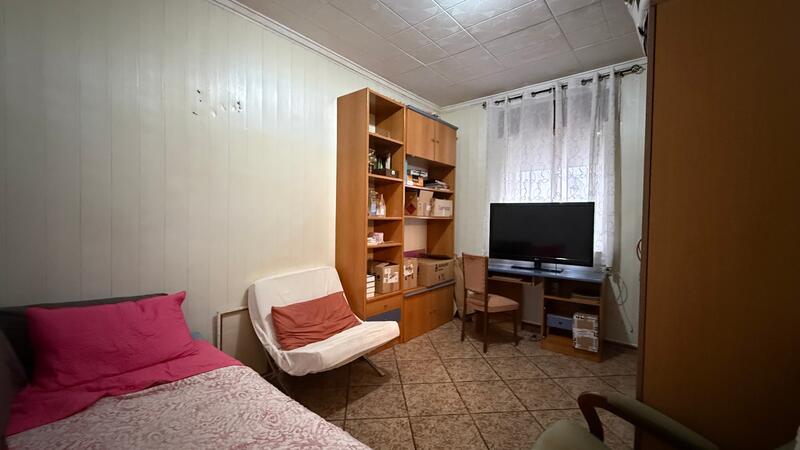 4 bedroom Townhouse for sale
