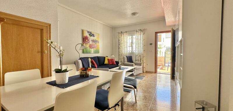 2 bedroom Townhouse for sale