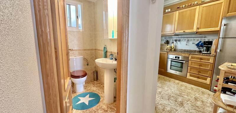 2 bedroom Townhouse for sale