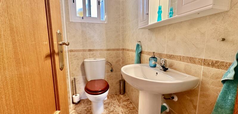 2 bedroom Townhouse for sale