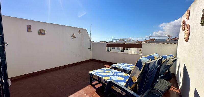 2 bedroom Townhouse for sale