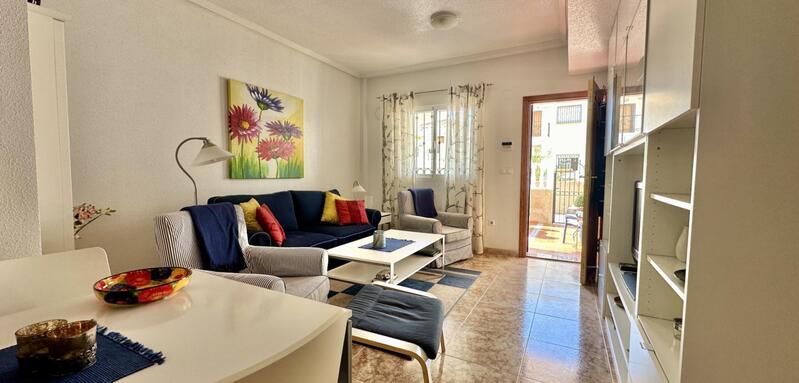 2 bedroom Townhouse for sale