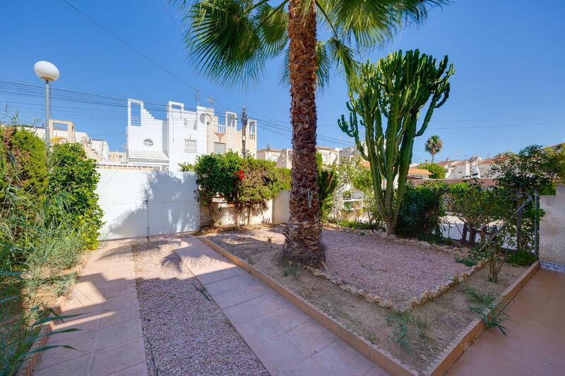 3 bedroom Townhouse for sale