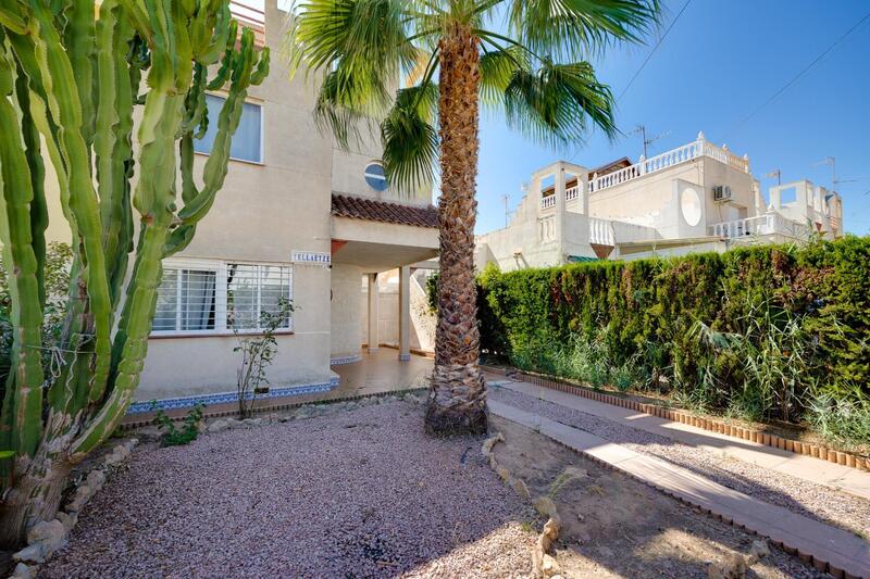 3 bedroom Townhouse for sale