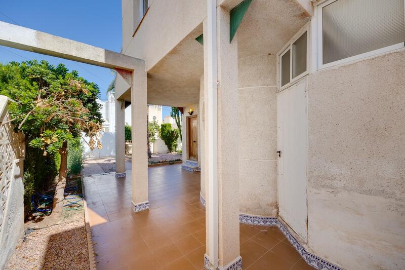 3 bedroom Townhouse for sale