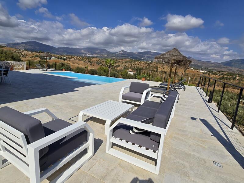 4 Cuarto Villa en venta