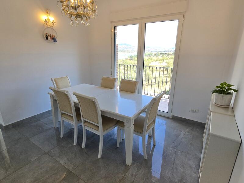 4 Cuarto Villa en venta