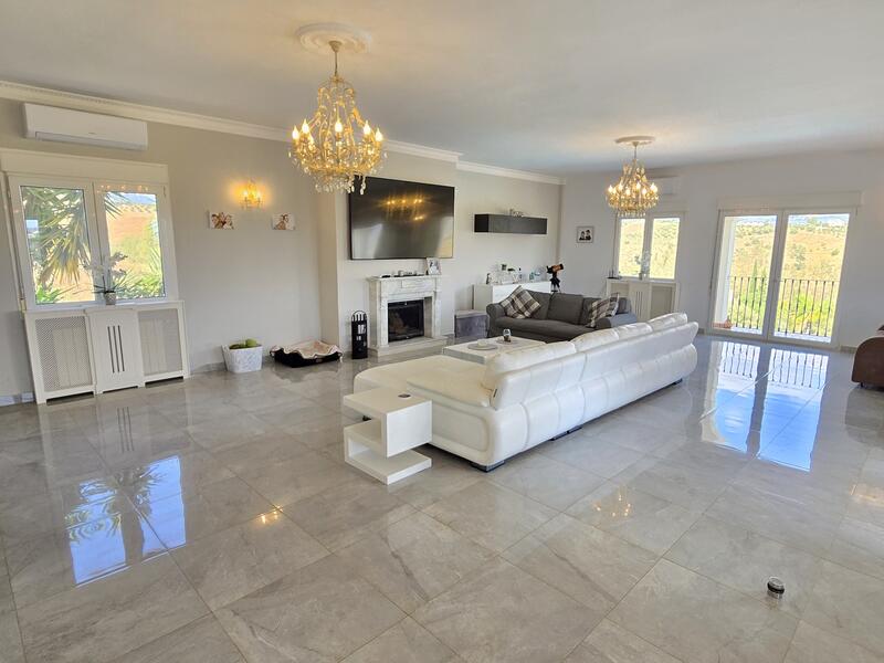 4 Cuarto Villa en venta