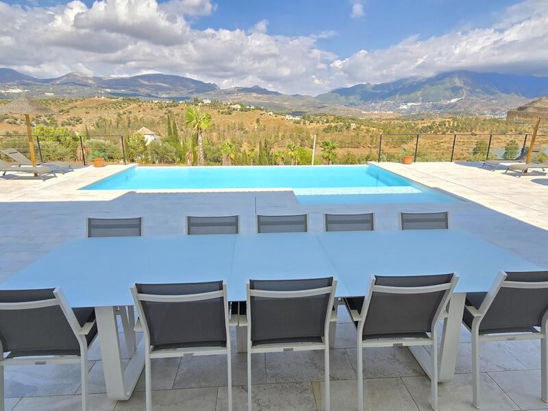 4 Cuarto Villa en venta