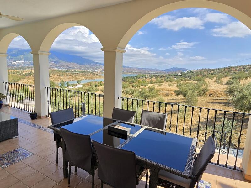 4 Cuarto Villa en venta