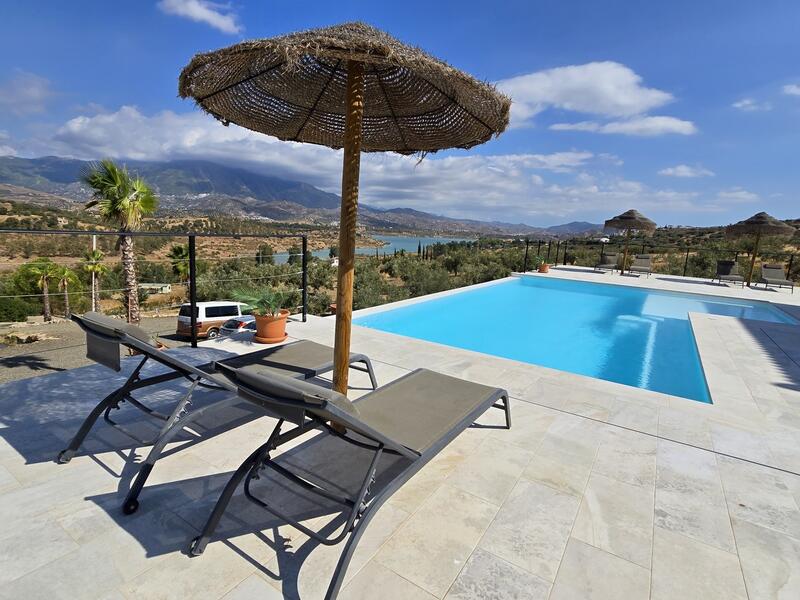 4 Cuarto Villa en venta