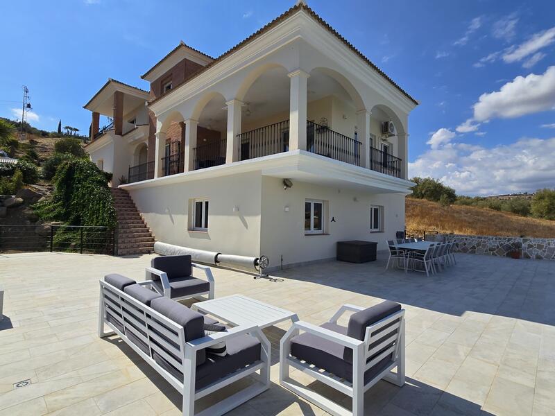 4 Cuarto Villa en venta