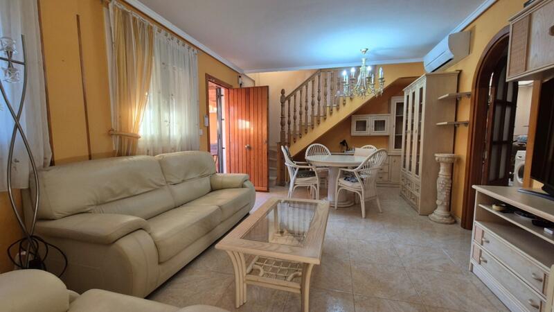 5 bedroom Country House for sale