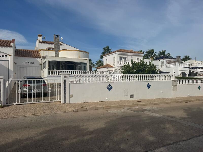 3 bedroom Villa for sale