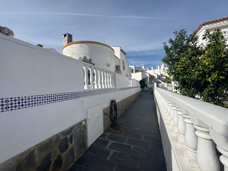 3 bedroom Villa for sale