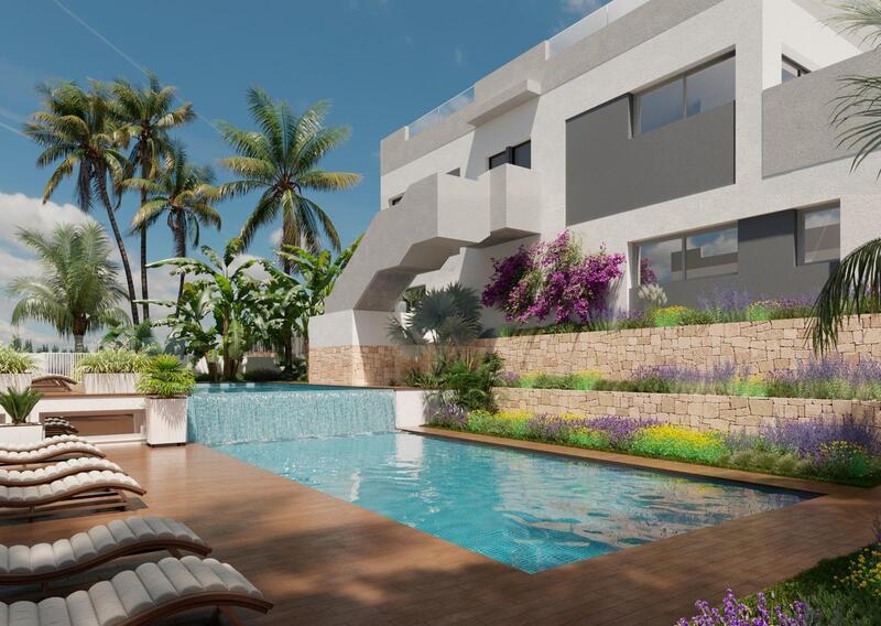 Villa til salgs i Torrevieja, Alicante