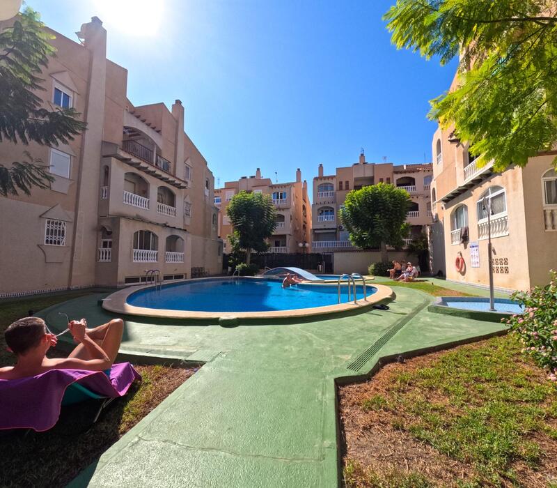 Leilighet til salgs i Torrevieja, Alicante