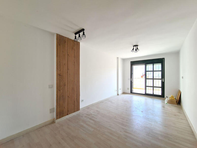 3 bedroom Apartment for sale