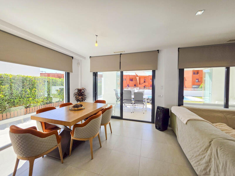 3 bedroom Villa for sale