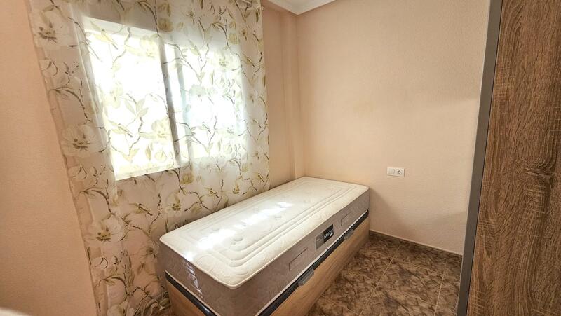 2 slaapkamer Appartement Te koop