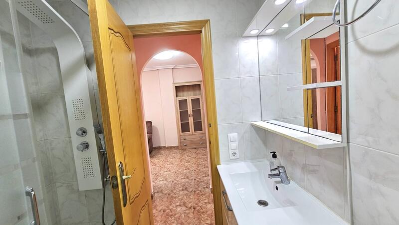 2 slaapkamer Appartement Te koop