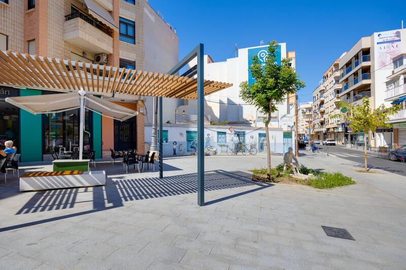 Lägenhet till salu i Guardamar del Segura, Alicante
