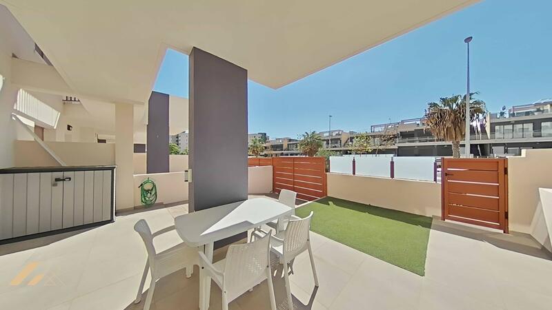 2 Cuarto Villa en venta