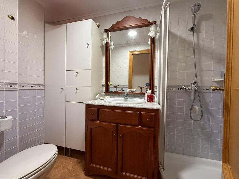 3 bedroom Apartment for sale