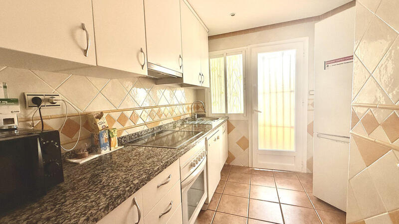 3 bedroom Townhouse for sale