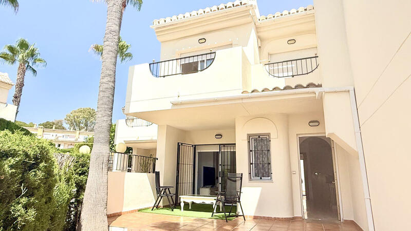 3 bedroom Townhouse for sale
