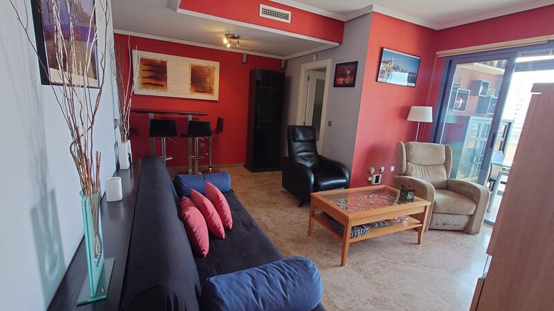 3 bedroom Apartment for sale