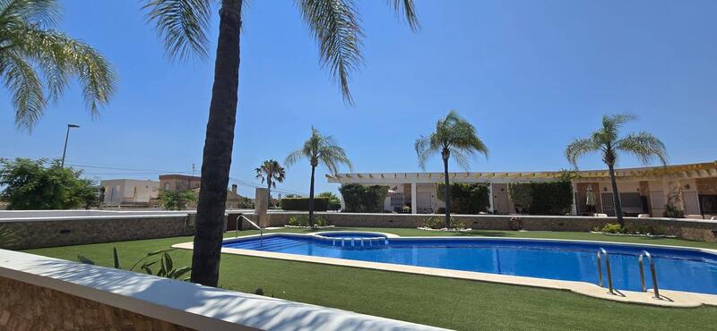 2 Cuarto Adosado en venta