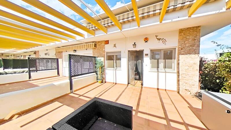 2 Cuarto Adosado en venta