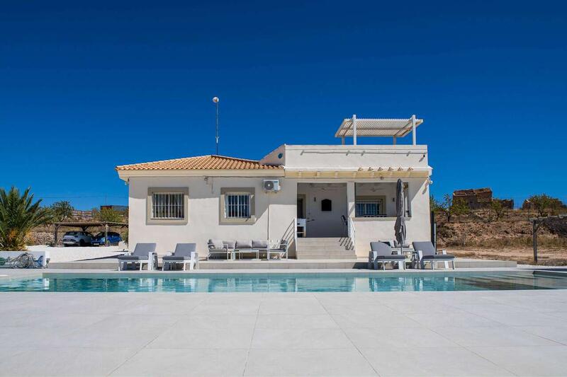 3 Cuarto Villa en venta