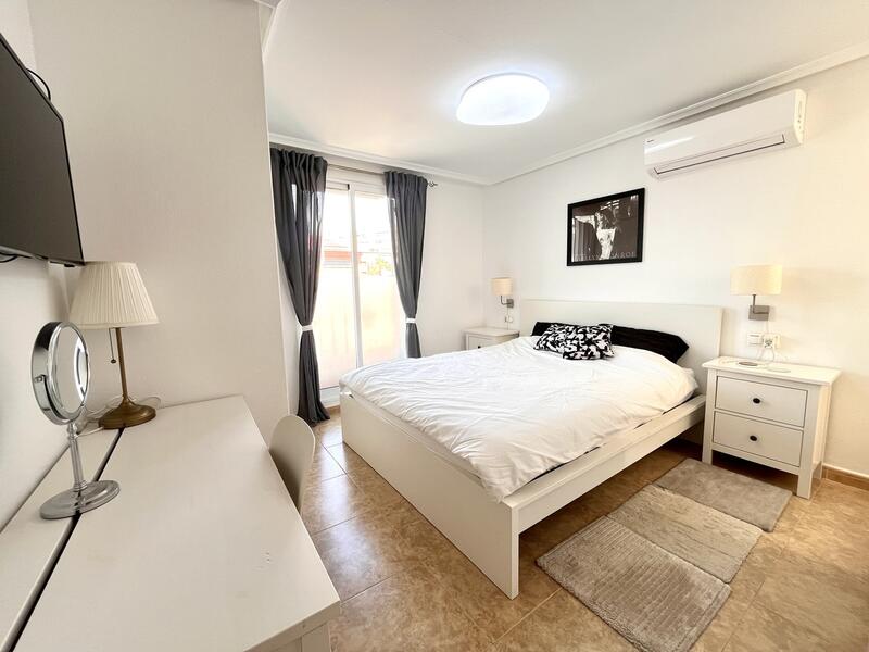 2 Cuarto Adosado en venta