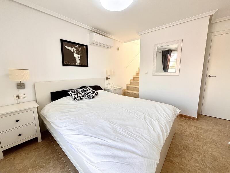 2 Cuarto Adosado en venta
