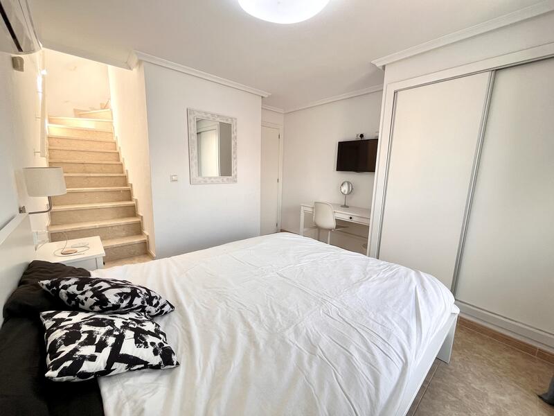 2 Cuarto Adosado en venta