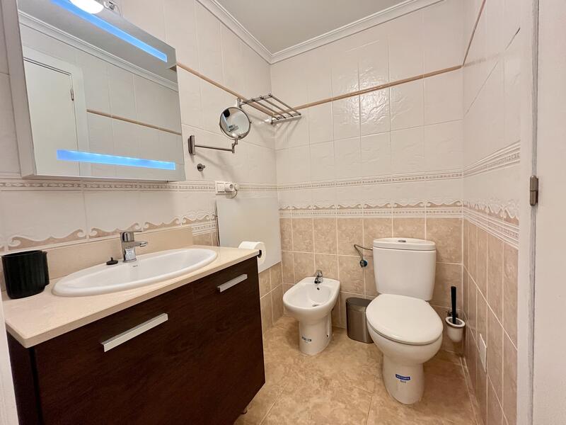 2 Cuarto Adosado en venta