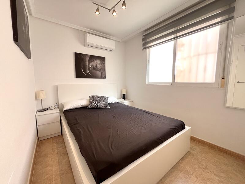 2 Cuarto Adosado en venta