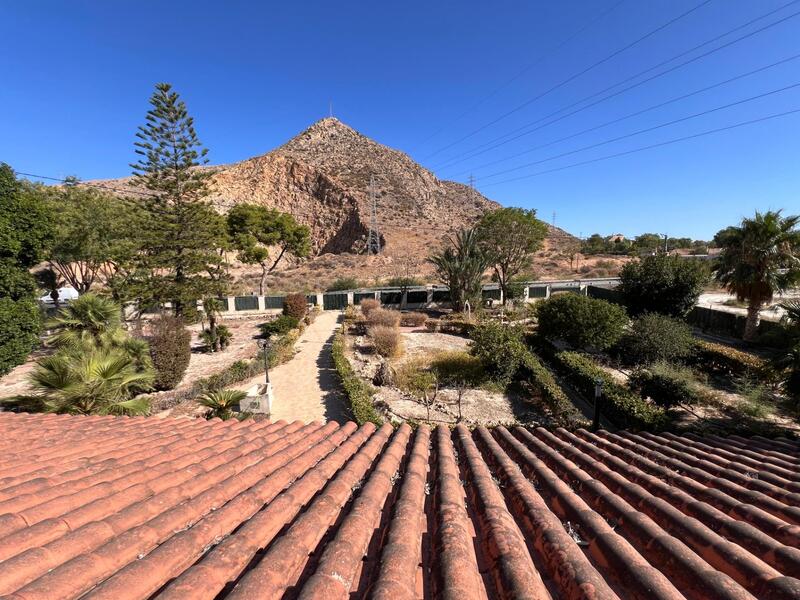7 bedroom Villa for sale