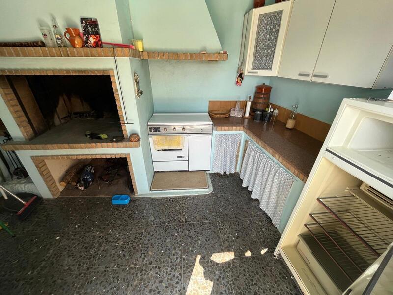 3 bedroom Commercial Property for sale