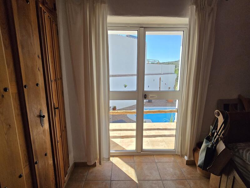 2 Cuarto Villa en venta