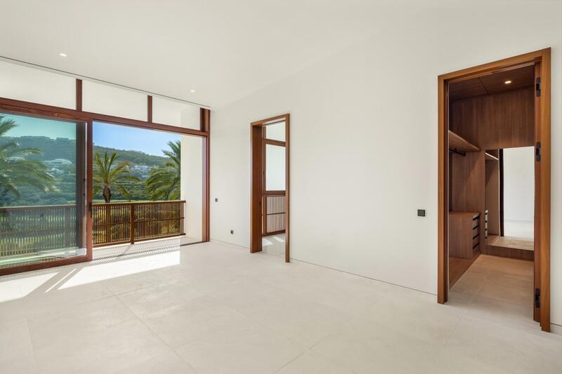 6 bedroom Villa for sale